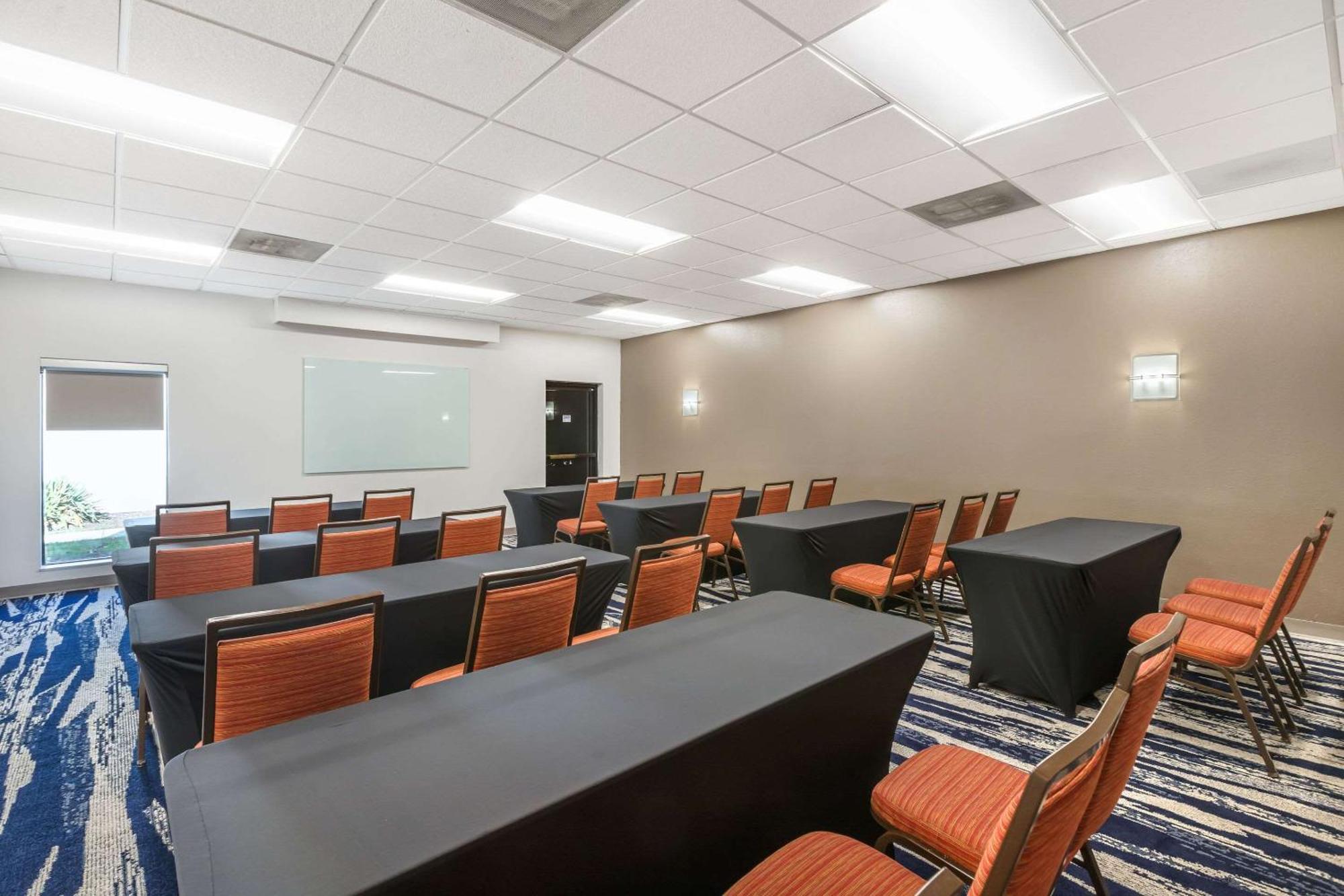Comfort Inn & Suites Arlington Heights - Buffalo Grove Eksteriør bilde